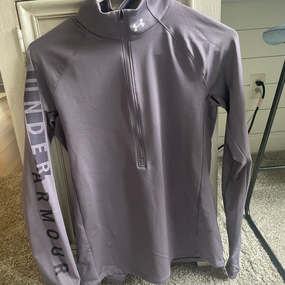 Under Armour Sweatshirt